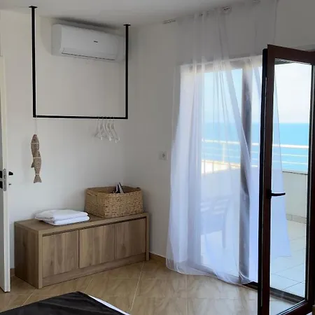 Apartment Currila 14v Golem (Tirana)